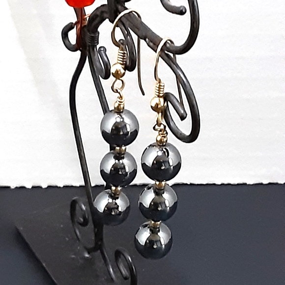 Hematite Beaded Earrings 1 1/4" Drop - Picture 4 of 5